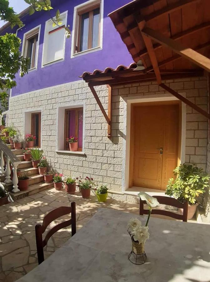 Guesthouse Hlias Gloria Berat Ngoại thất bức ảnh