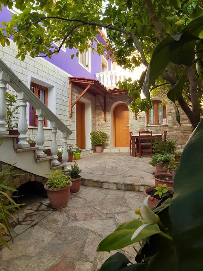 Guesthouse Hlias Gloria Berat Ngoại thất bức ảnh