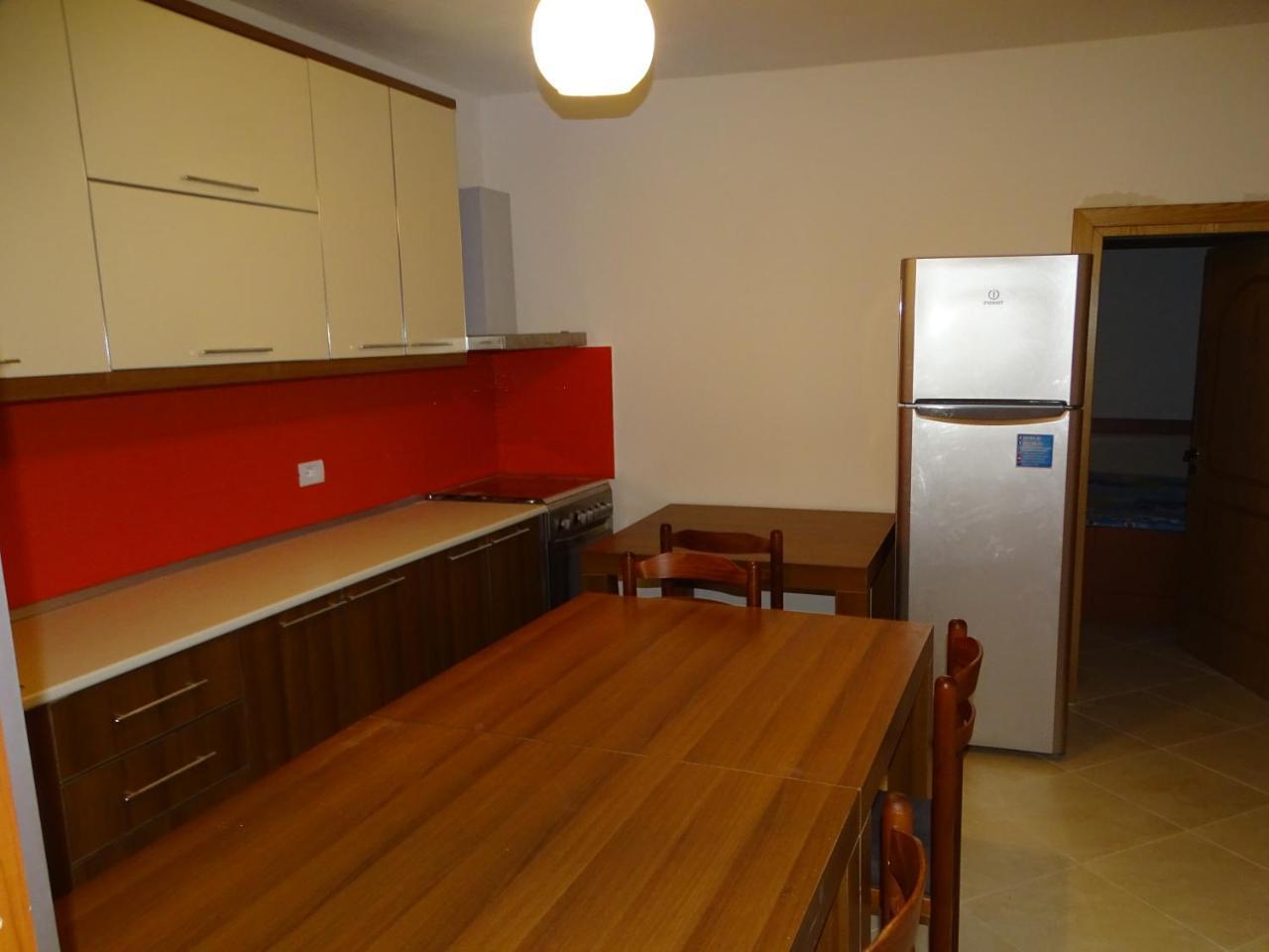 Guesthouse Hlias Gloria Berat Ngoại thất bức ảnh