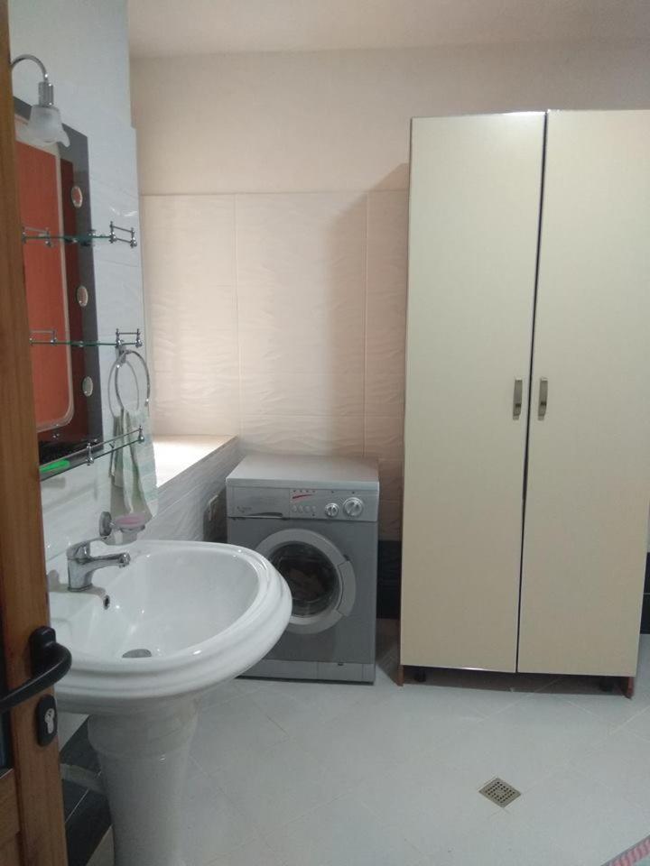 Guesthouse Hlias Gloria Berat Ngoại thất bức ảnh